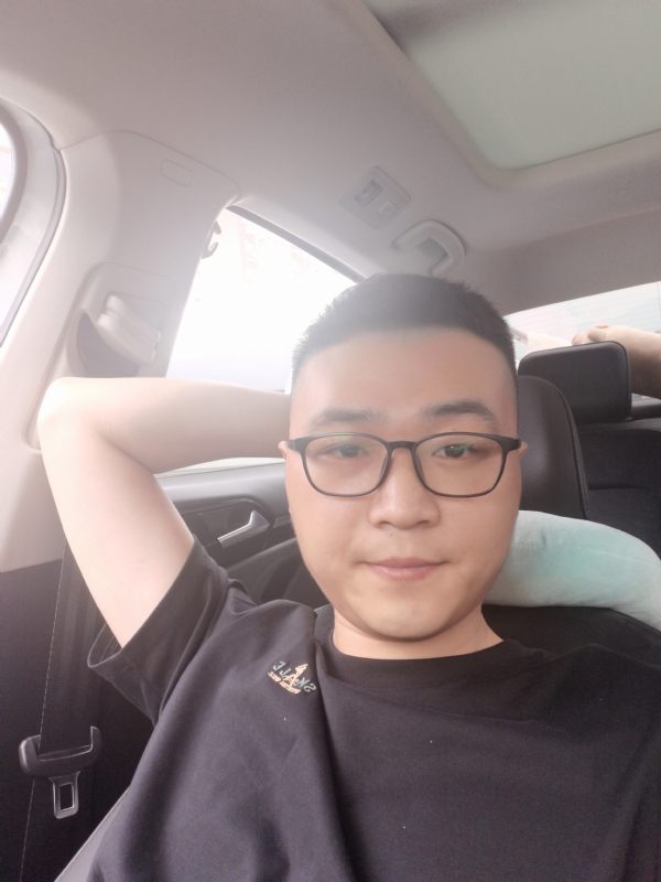 JingY的第一张照片--长春闪婚服务中心